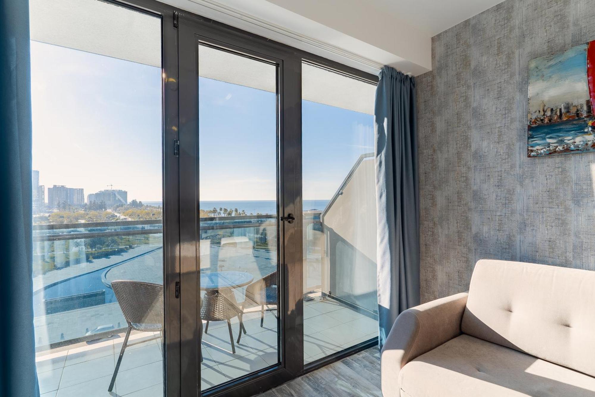 Your Beach Tower Μπατούμι Δωμάτιο φωτογραφία